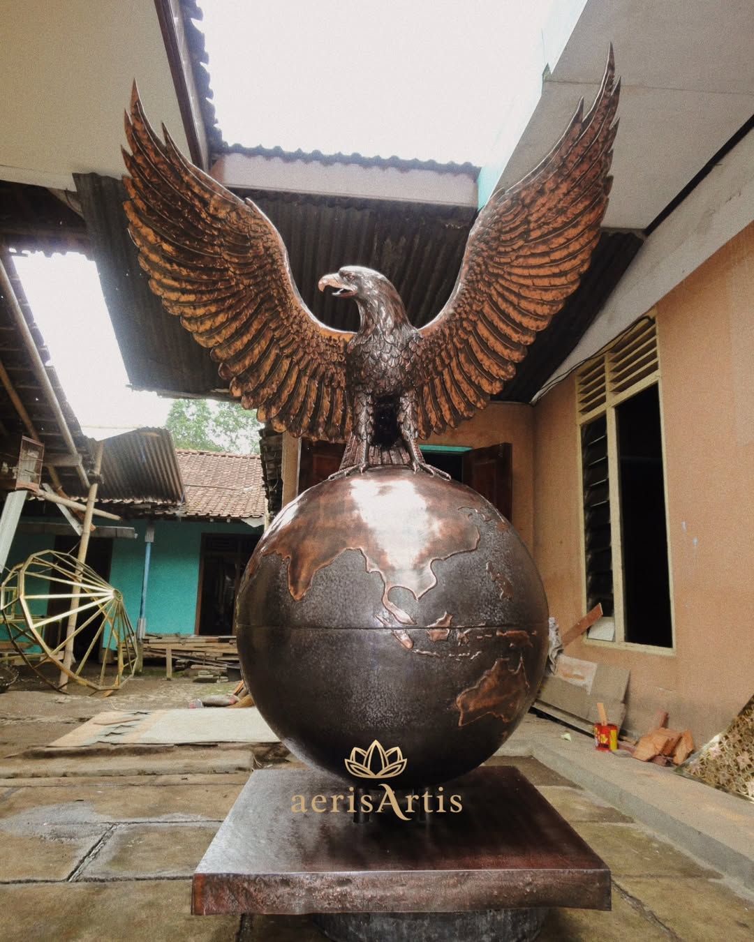 Copper Globe Garuda