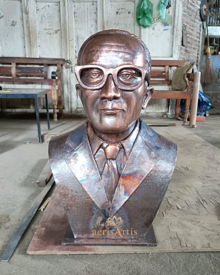 Copper Statue Mohammad Hatta