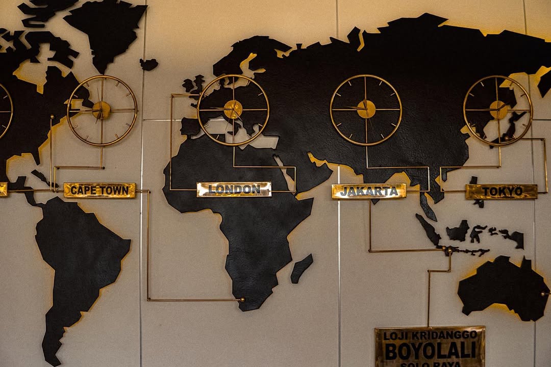 Wall Decor Hotel Maxone Boyolali